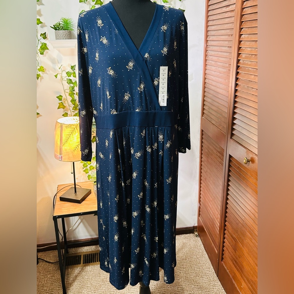 Croft and Barrow, Women’s, Dark Blue Floral, 3/4 Sleeve Midi Dress, XXL Pullover